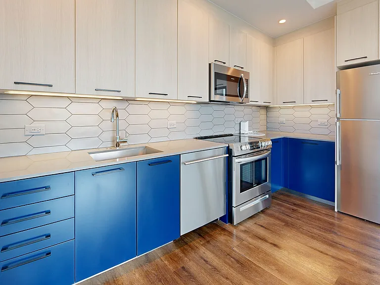Broadridge — Photo 105