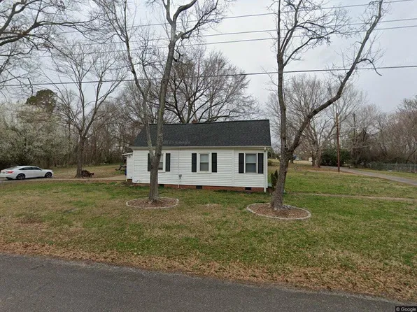 120 Pineland Ave, Shelby, NC 28152