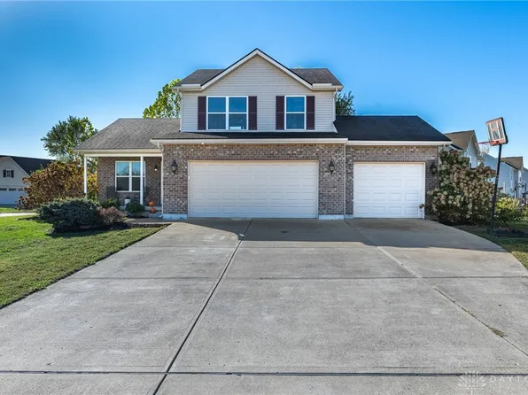 7402 Timber Wolf Dr, Franklin, OH 45005