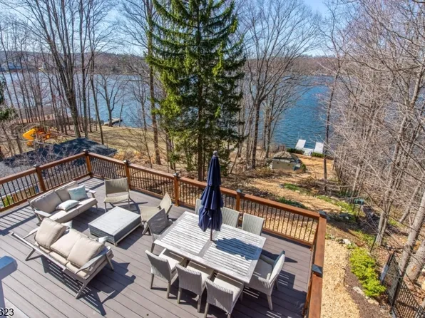 491 Windemere Ave, Mount Arlington Boro, NJ 07856