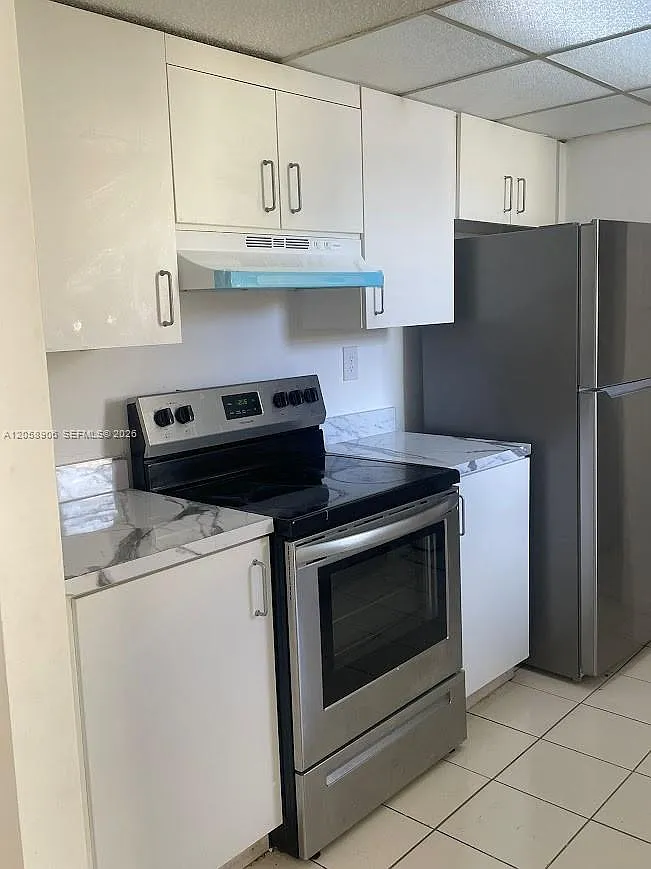 Soleil Lake Condo — Photo 1