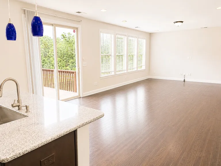 1608 Fairbanks Rd — Photo 12