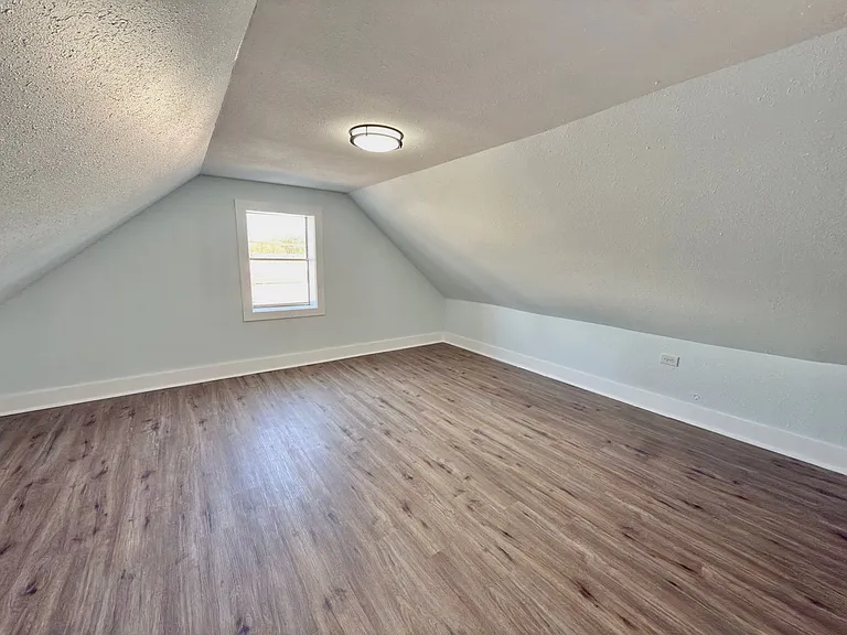 5912 Elmwood Ave — Photo 17