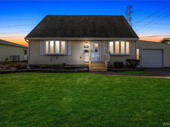 23 Smith Dr, Lackawanna, NY 14218