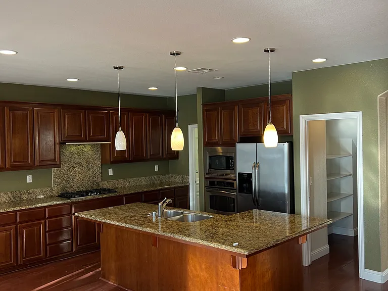 188 W Charlene Ct — Photo 21