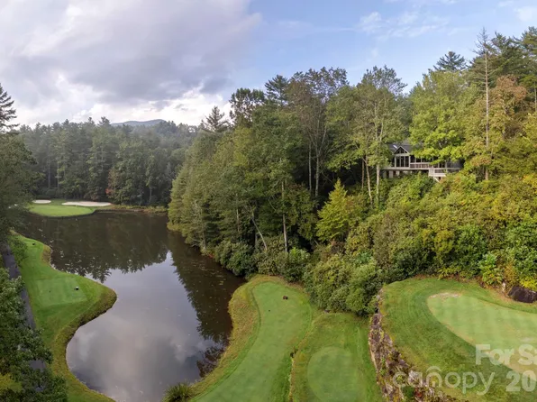 940 Winding Creek Rd, Sapphire, NC 28774