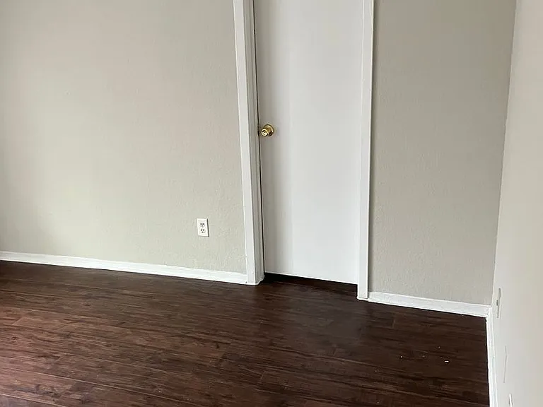 Ridgmar Townhomes 168 LLC — Photo 30
