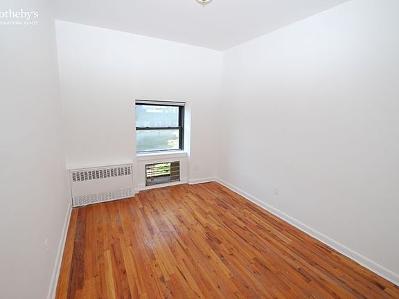 3rd image of 317 E 14th St APT 4A