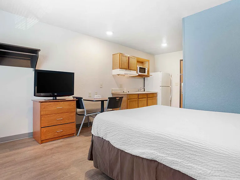 Studio Suite - 1 Full Bed