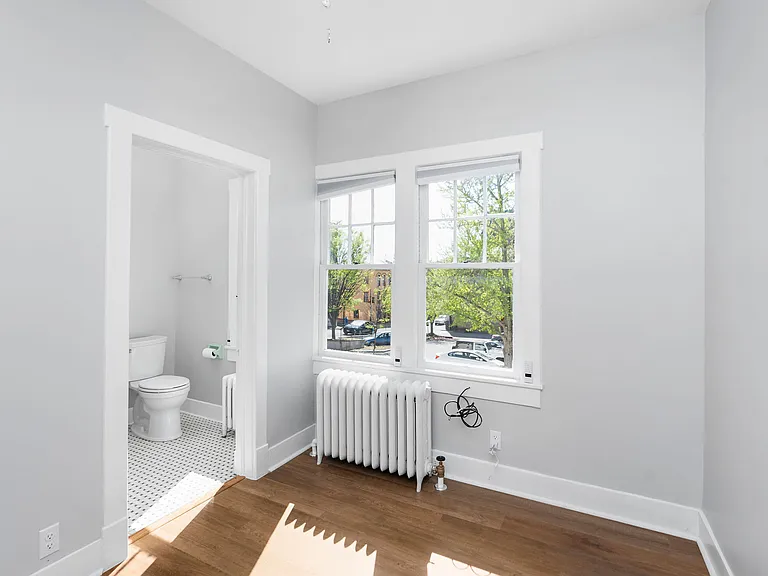215 E Beverley St #3 — Photo 13