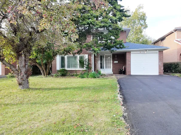 39 Waddington Cres, Toronto, ON M2J 2Z9