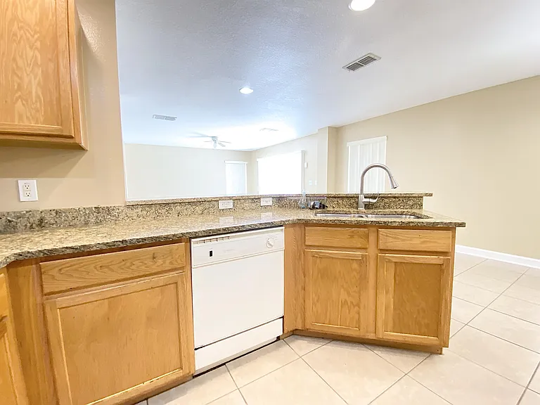 4454 Great Harbor Ln — Photo 7