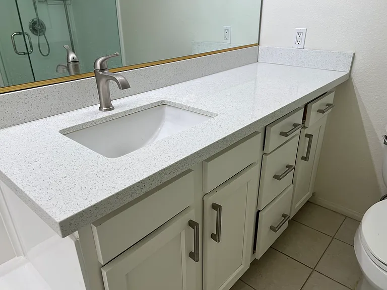 121 S Hope St #319 — Photo 17