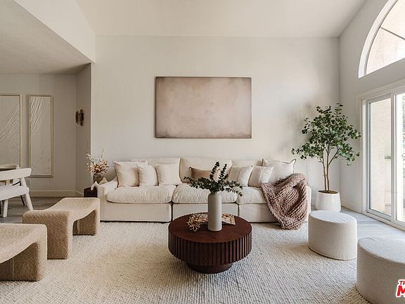 2nd image of 3284 Barham Blvd APT 301