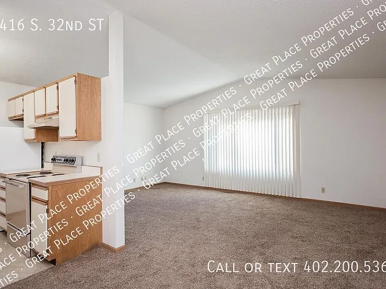 5416 S 32nd St — Photo 8