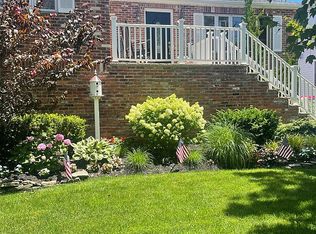 85 Ward Ave, Rumson, NJ 07760