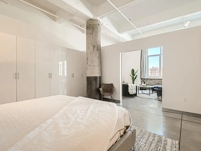 700 Washington Ave N #410 — Photo 17
