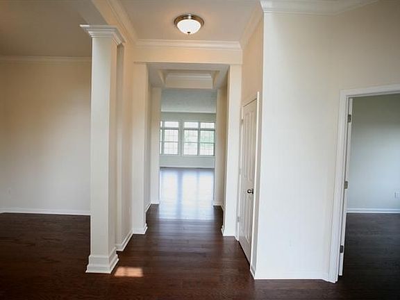 2nd image of 14913 Mayfield Dr