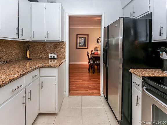 2nd image of 1224 Milan Ave