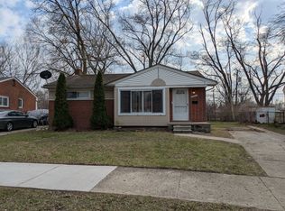 30043 Grandview St, Inkster, MI 48141