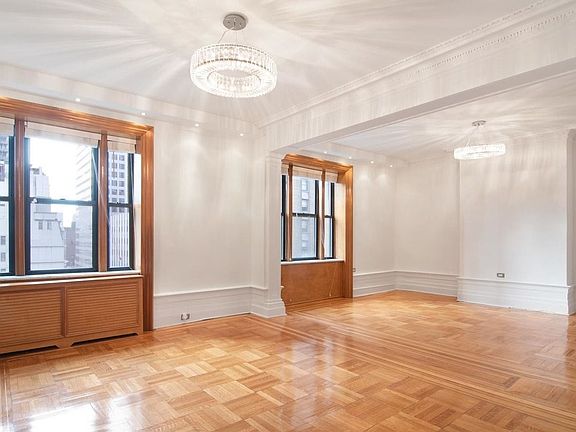 2nd image of 150 W 58th St APT 12B