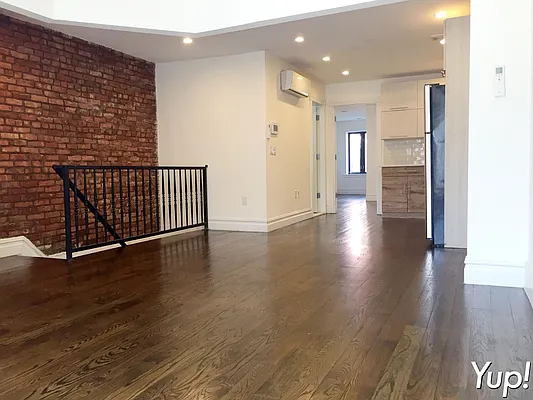 Rented by Yup Realty LLC | media 2