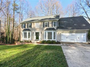 125 Spring Ridge Dr, Roswell, GA 30076