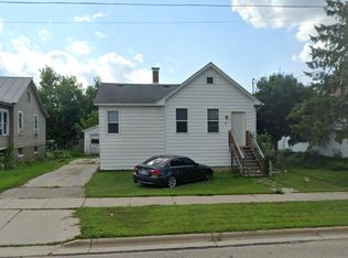 221 Erie Ave, Oconto, WI 54153