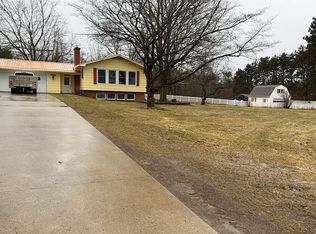 25931 Sauger Lake Rd, Sturgis, MI 49091