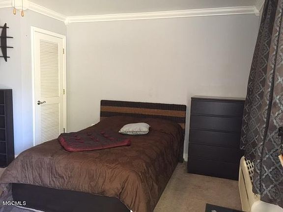 2nd image of 1664 Beach Blvd #32