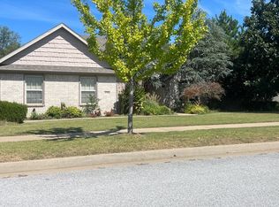 3760 E Embry Dr, Fayetteville, AR 72764
