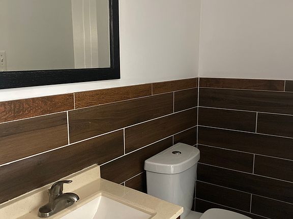 4th image of 2554 Kensington Ave Floor 3