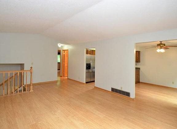 5th image of 7084 Carey Lane