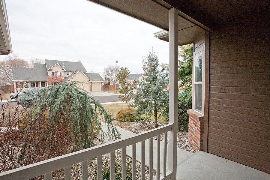 2nd image of 1865 E Summerridge Dr