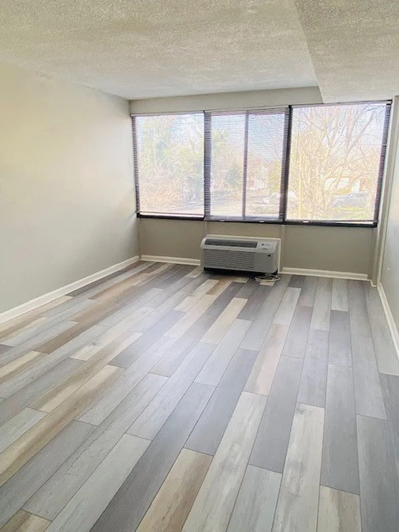 1700 Clinch Ave — Photo 2