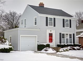 20041 Riverwood Ave, Rocky River, OH 44116
