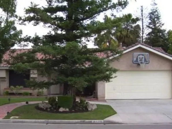 6126 N Lola Ave, Fresno, CA 93722