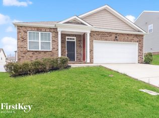 213 Autumn Terrace Ln, Clarksville, TN 37040