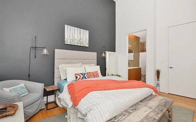 Rented by Keller Williams City Life JC Realty | media 1