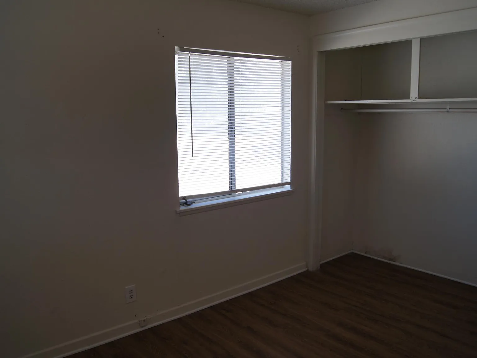2 bed, 823 sqft, $1,150 — Photo 3