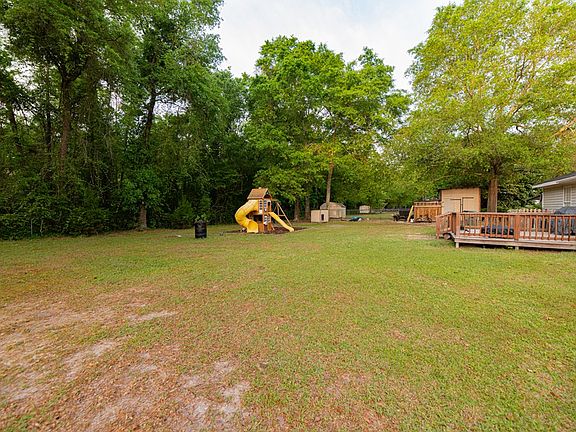 4th image of 1606 Belcher Ln