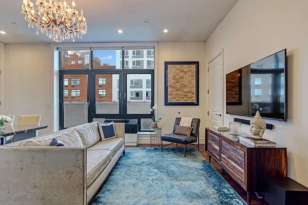 Rented by Compass | media 12