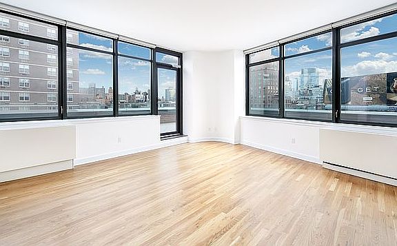3rd image of 2 Cooper Sq APT 7F