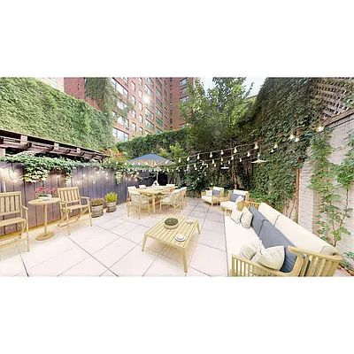 Sold by FirstService Realty (legacy) | media 6