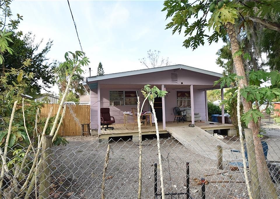 1st image of 37 Ash St