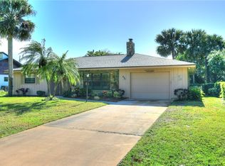 655 Wallis Ave, Sebastian, FL 32958