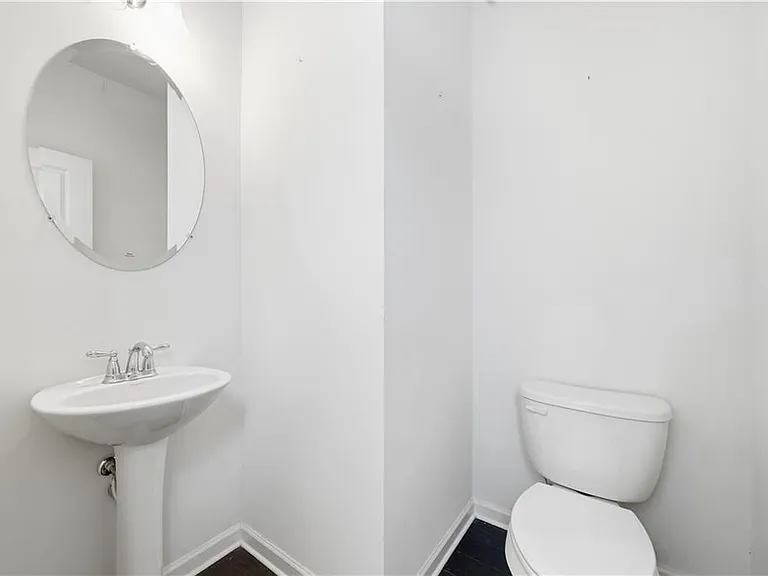 2730 Kemp Ct — Photo 13