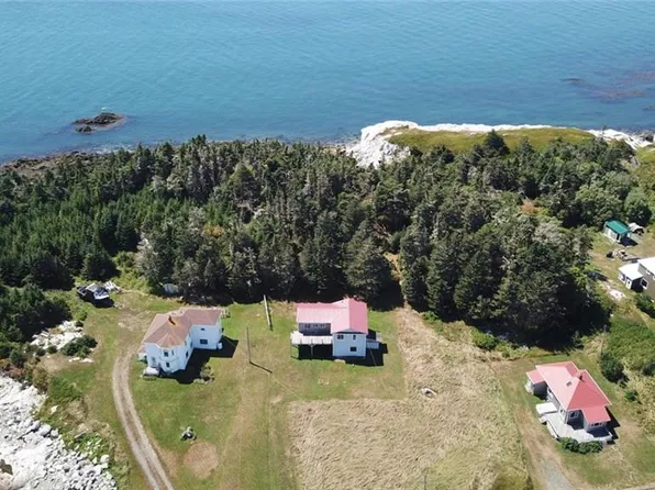 50 White Head Rd, Grand Manan, NB E5G 1K1