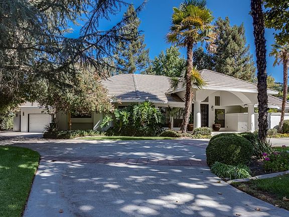 3rd image of 3305 Fleur De Lis Dr