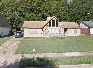 5819 Willow Springs Dr, Millington, TN 38053
